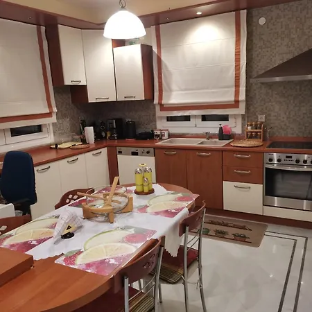 فيلة Quiet House With Garden For Family & Friends كوزاني