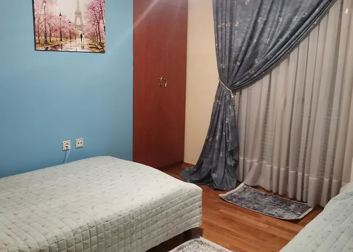 Quiet House With Garden For Family & Friends 科扎尼